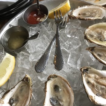 The North House - Yummy oysters!! - American Near Me - Avon, Connecticut The North House - Yummy oysters!! - American Near Me - Avon, Connecticut