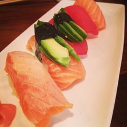 Oka - nigiri selection
