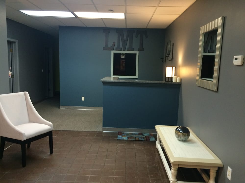 LAKESHORE MASSAGE THERAPY Updated September 2024 515 S Beacon Blvd