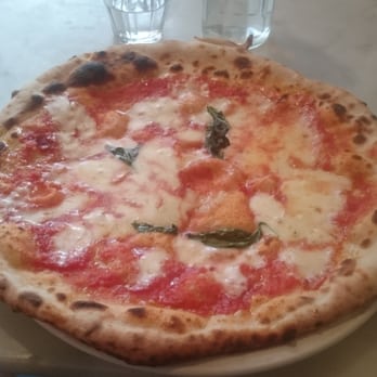 Franco Manca - Margherita - Italian Near Me - London, XGL Franco Manca - Margherita - Italian Near Me - London, XGL