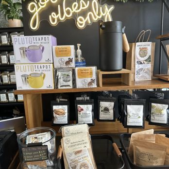 Jayida Ché Tea Spot - Wellness bundle - Coffee & Tea Near Me - Atlanta, Georgia Jayida Ché Tea Spot - Wellness bundle - Coffee & Tea Near Me - Atlanta, Georgia