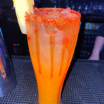 La Barrita Bar - Bars Near Me - Spring Valley, California