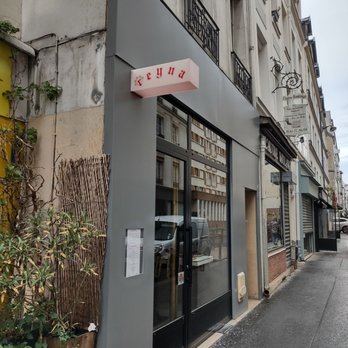Reyna - Sign - Filipino Near Me - Paris
