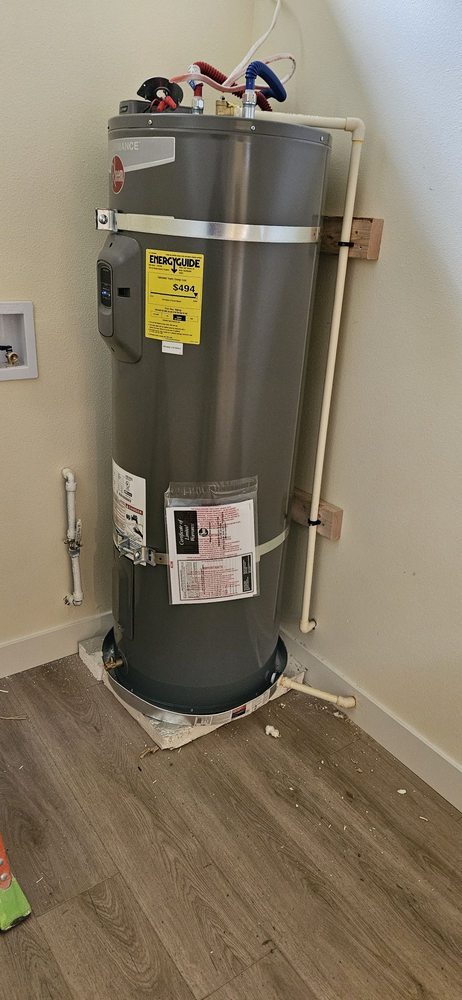 Slide of Nilo Handyman