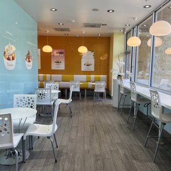 Pinkberry - Inside dining area - Ice Cream & Frozen Yogurt Near Me - Plano, Texas Pinkberry - Inside dining area - Ice Cream & Frozen Yogurt Near Me - Plano, Texas