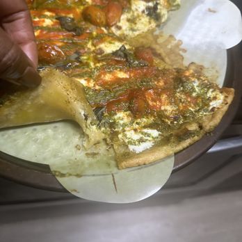 Mondo Pizza - Soggy cauliflower crust - Pizza Near Me - Dallas, Texas