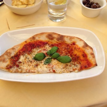 BAR Morena - Shaded seating and views of the harbor. The classic margherita (pizza) is light, crispy & savory. €12,00 Recommend a stop here. - Bars Near Me - Portofino, GE