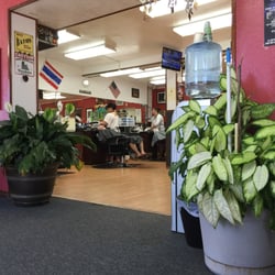 Musketeers Hair Shop