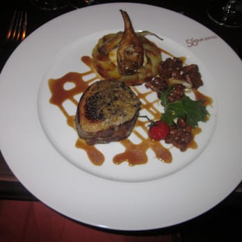 58 Tour Eiffel - Veal with jus, sliced potatoes, and mushrooms - French Near Me - Paris, 75