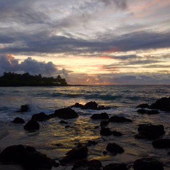 Hamoa Beach - Sunrise at Hāmoa Beach is truly magical - Beaches Near Me - Hana, Hawaii