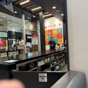 Jollibee - The name of the place and the front. - Chicken Shop Near Me - Ontario, California Jollibee - The name of the place and the front. - Chicken Shop Near Me - Ontario, California