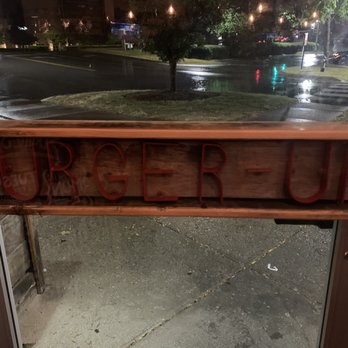 Burger Up - Franklin - Front doors - Burgers Near Me - Franklin, Tennessee