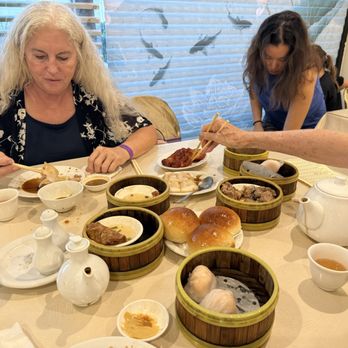 Legend Seafood Restaurant - Dim Sum Near Me - Honolulu, Hawaii