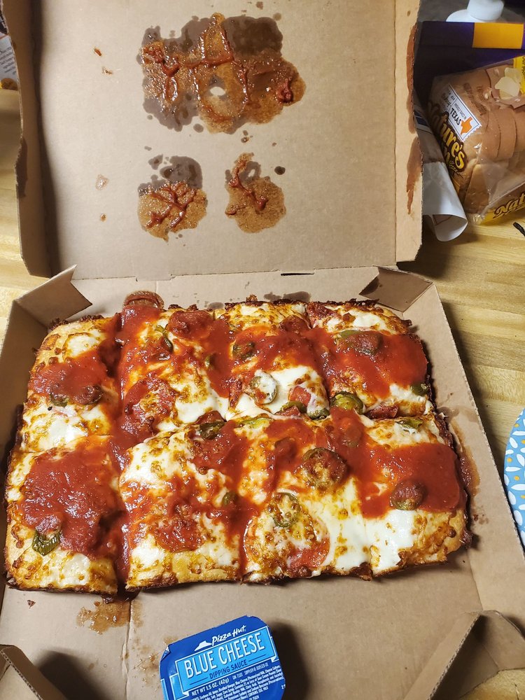 PIZZA HUT Updated August 2024 36 Reviews 2204 Kelly Blvd