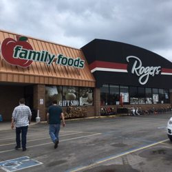 Roger's Family Foods - Storefront
