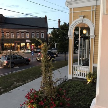 Inn by the Bandstand - Hotels Near Me - Exeter, New Hampshire Inn by the Bandstand - Hotels Near Me - Exeter, New Hampshire