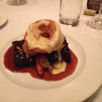XIX Nineteen - Beef short rib with onion ring and bernaise sauce - Lounges Near Me - Edmonton, Alberta XIX Nineteen - Beef short rib with onion ring and bernaise sauce - Lounges Near Me - Edmonton, Alberta