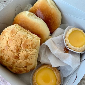 Sunset Bakery - Pineapple Bun ($1.10)- 3/5 stars, BBQ Pork Bun- 3.5/5 stars, Egg Tart ($1.20)- 4/5 stars - Bakeries Near Me - San Francisco, California Sunset Bakery - Pineapple Bun ($1.10)- 3/5 stars, BBQ Pork Bun- 3.5/5 stars, Egg Tart ($1.20)- 4/5 stars - Bakeries Near Me - San Francisco, California