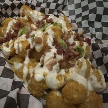 Osoyami Bar And Grill - Yummy tater tots - Bars Near Me - Honolulu, Hawaii Osoyami Bar And Grill - Yummy tater tots - Bars Near Me - Honolulu, Hawaii