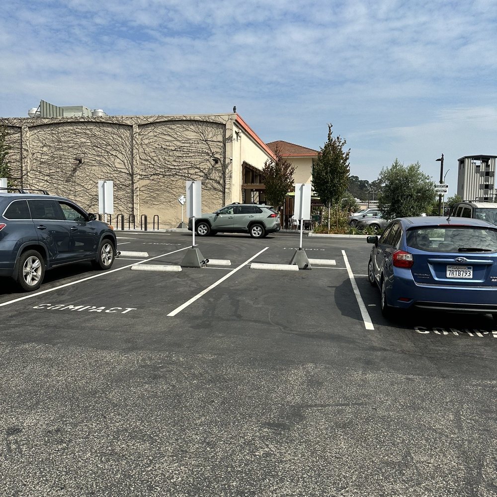 Tesla Supercharger - EV Charging Stations Near Me - San Rafael, California