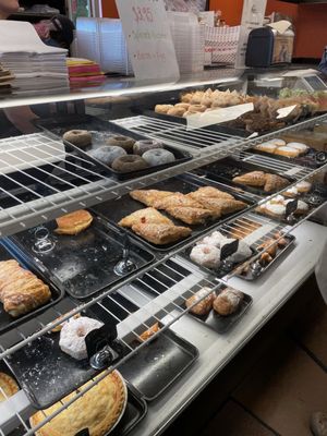 Roy's Pasties & Bakery by null