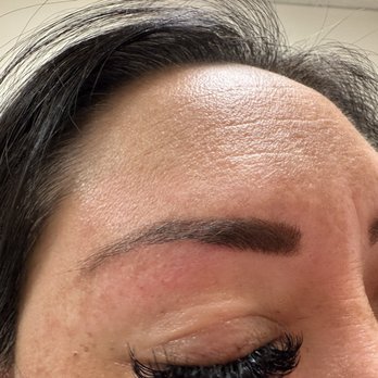 True Bella Nails Spa - Right eyebrow after wax - Waxing Near Me - Hacienda Heights, California True Bella Nails Spa - Right eyebrow after wax - Waxing Near Me - Hacienda Heights, California