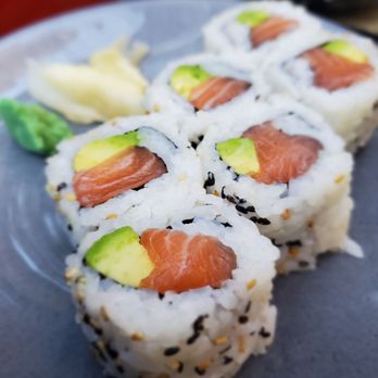 Tokyo Pearl - Salmon and Avocado - $7 (Happy Hour) - Sushi Bars Near Me - Washington, DC, District of Columbia