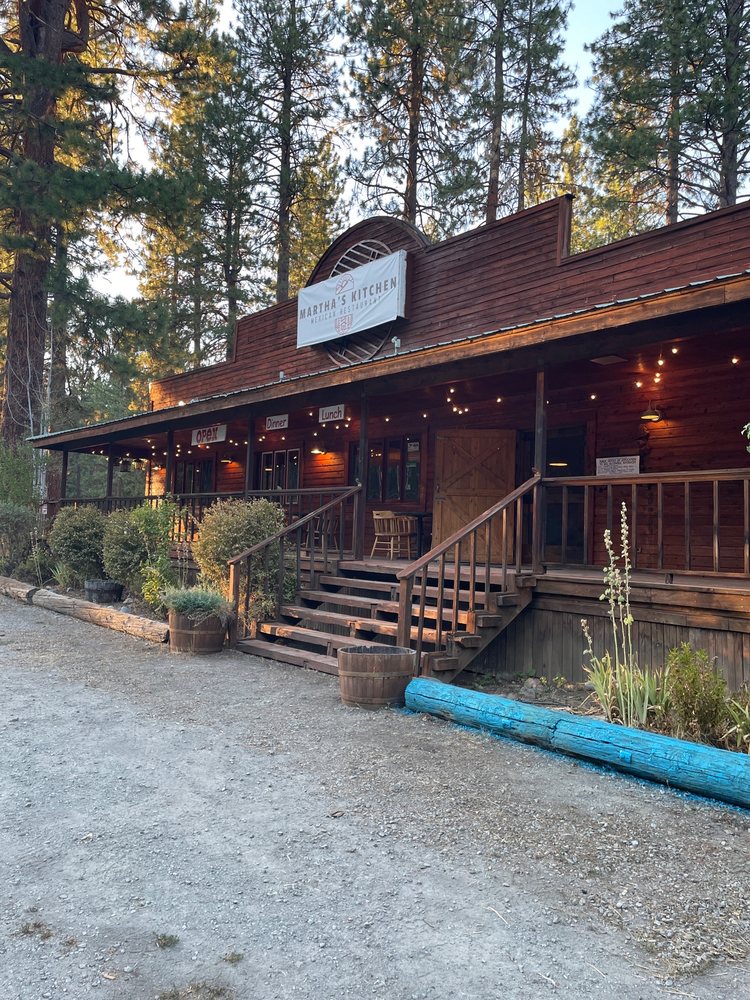 Martha's Kitchen-Cromberg