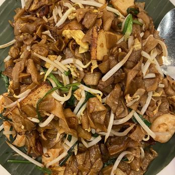 Ipoh Kopitiam - Char Kway Teow (Stir Fried Flat Noodles) - Malaysian Near Me - Alhambra, California Ipoh Kopitiam - Char Kway Teow (Stir Fried Flat Noodles) - Malaysian Near Me - Alhambra, California
