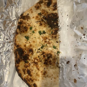 Sakoon Restaurant - Garlic naan (burnt parts) - Indian Near Me - Fremont, California