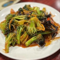 Shanghai Zhen Gongfu - 109. Broccoli with Garlic Sauce