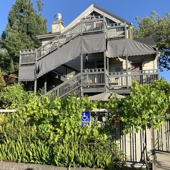 Neumanali - Patio - New American Near Me - Hayward, California