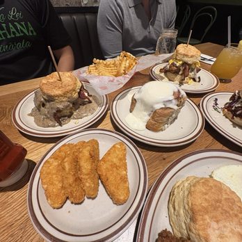 Denver Biscuit Co. - Stanley Marketplace - Cinnamon roll - Breakfast & Brunch Near Me - Aurora, Colorado Denver Biscuit Co. - Stanley Marketplace - Cinnamon roll - Breakfast & Brunch Near Me - Aurora, Colorado