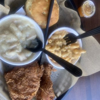Mama's Chicken Kitchen - Guy and wing meal with dumplings and mac & cheese - Chicken Wings Near Me - Gatlinburg, Tennessee Mama's Chicken Kitchen - Guy and wing meal with dumplings and mac & cheese - Chicken Wings Near Me - Gatlinburg, Tennessee