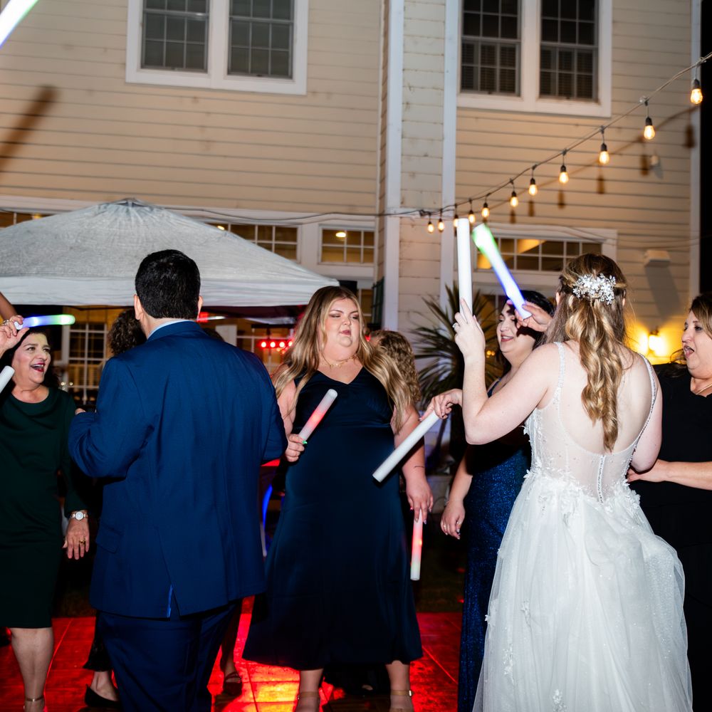 It's Showtime hosts wedding photos | ABS-CBN Entertainment, image size:1000x1000