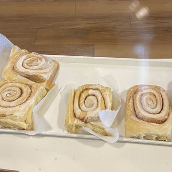 Dulce Capital - Best Cinnamon Rolls I have ever eaten! - Coffee & Tea Near Me - Santa Fe, New Mexico
