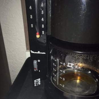 Panama Jacks - Coffee pot we had to jiggle to get it to work. - Resorts Near Me - Cancún, ROO