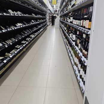 Best Buy Liquors - Spacious aisle - Beer, Wine & Spirits Near Me - Brooklyn, New York Best Buy Liquors - Spacious aisle - Beer, Wine & Spirits Near Me - Brooklyn, New York