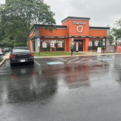 Wild Fork - Front of the building, plenty of handicapped and regular parking