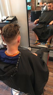 Cut Above On 7th by null