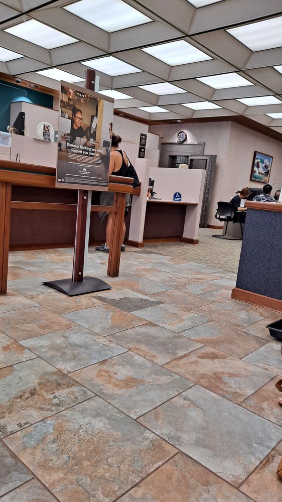 FIRST HAWAIIAN BANK KANEOHE Updated August 2024 17 Reviews 46047 Kamehameha Hwy
