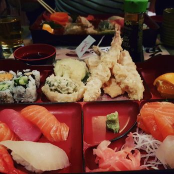 Lola Sushi - This was the Super Bento! Very Yummy, Very Fresh!!! - Sushi Bars Near Me - Toronto, Ontario Lola Sushi - This was the Super Bento! Very Yummy, Very Fresh!!! - Sushi Bars Near Me - Toronto, Ontario