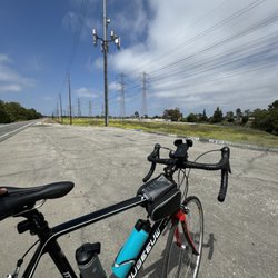 Main Street Cyclery - Road bike