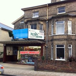 Parrs Model Shops - Parrs krappy model shop!