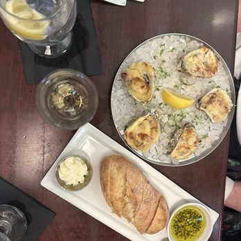 Parkshore Grill - Seafood Near Me - Saint Petersburg, Florida
