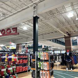 DICK'S Sporting Goods