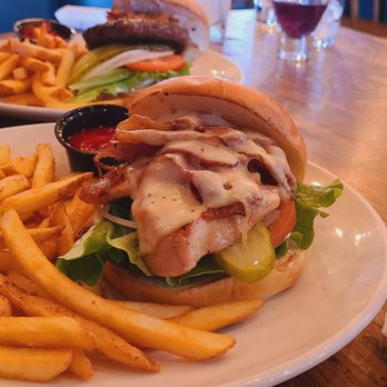 Milltown Bar & Grill - Freighter chicken burger - Canadian (New) Near Me - Vancouver, British Columbia Milltown Bar & Grill - Freighter chicken burger - Canadian (New) Near Me - Vancouver, British Columbia