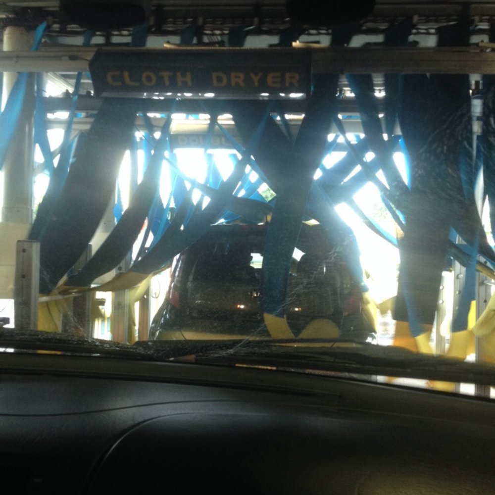 Busy Bee Car Wash - Inside the car wash! - Car Wash Near Me - Miami, Florida