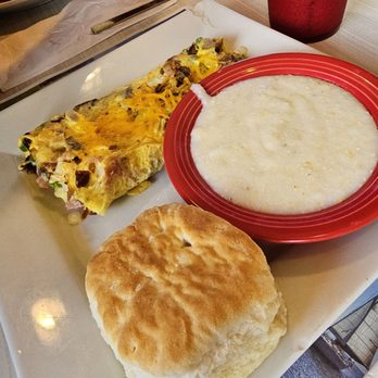 Not Another Pancake House - 5 brothers Omelet - Breakfast & Brunch Near Me - Williamsburg, Virginia