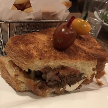 Public Kitchen - Probably the best grilled cheese sandwich ever! - Gastropubs Near Me - Wakefield, Massachusetts